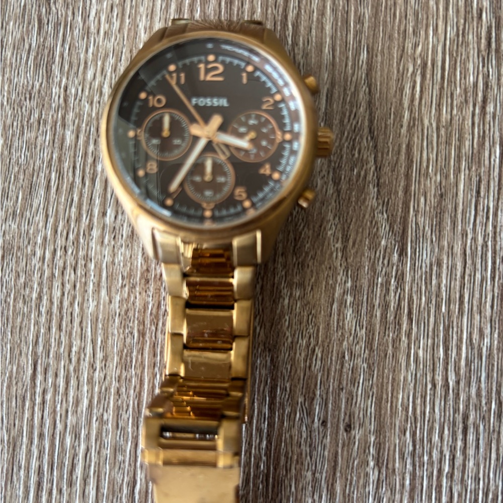 Fossil Rose Gold Women’s Watch